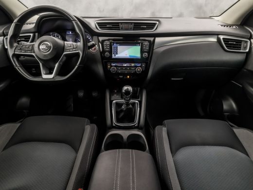 Nissan QASHQAI 1.2 N-Connecta (PANORAMADAK, NAVIGATIE, 360 CAMERA, GETINT GLAS, SPORTSTOELEN, STOELVERWARMING, C... ActivLease financial lease
