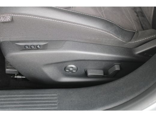 Opel Astra Sports Tourer 1.2 Turbo Ultimate | Navigatie | Panoramadak | Matrix koplampen | Alcantara | Keyle... ActivLease financial lease