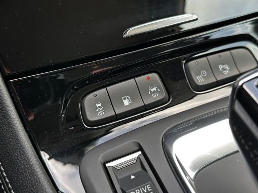 Opel Grandland X 1.6 Turbo 225 PK Hybrid Elegance | SOH 95%| AGR-COMFORTSTOELEN| CAMERA + SENSOREN| NAVIGATIE + AP... ActivLease financial lease