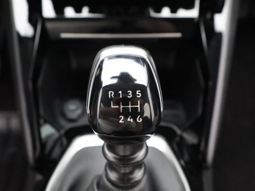 Peugeot 208 1.2 PureTech 100 Allure Cruise Control | Parkeersensoren Voor en Achter | Climate Control | Apple... ActivLease financial lease