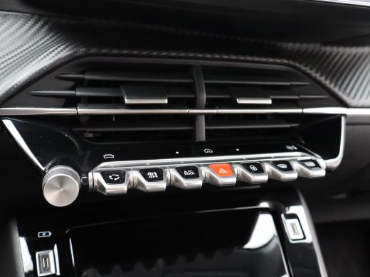 Peugeot 208 1.2 PureTech 100 Allure Cruise Control | Parkeersensoren Voor en Achter | Climate Control | Apple... ActivLease financial lease
