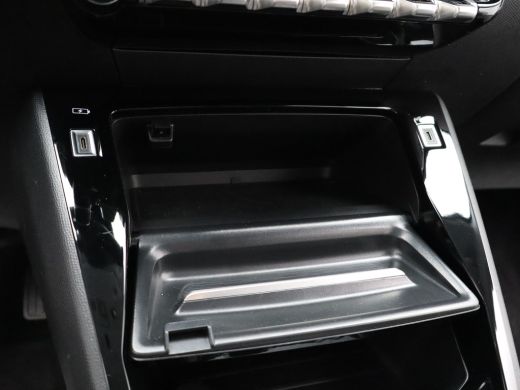 Peugeot 208 1.2 PureTech 100 Allure Cruise Control | Parkeersensoren Voor en Achter | Climate Control | Apple... ActivLease financial lease