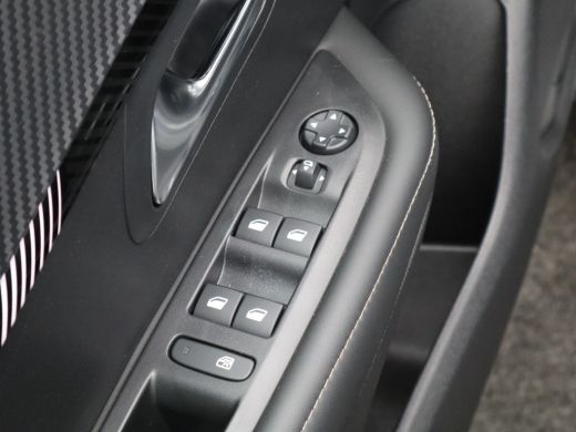 Peugeot 208 1.2 PureTech 100 Allure Cruise Control | Parkeersensoren Voor en Achter | Climate Control | Apple... ActivLease financial lease