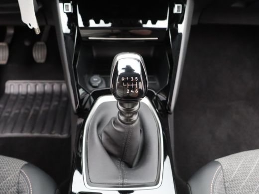 Peugeot 208 1.2 PureTech 100 Allure Cruise Control | Parkeersensoren Voor en Achter | Climate Control | Apple... ActivLease financial lease