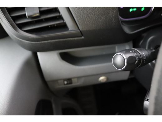 Peugeot Expert 226S 1.6 BlueHDI 95 Premium | Automaat | Navigatie | Laadruimte Pakket | Parkeersensoren | Cruise... ActivLease financial lease