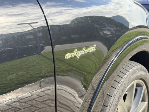 Porsche Cayenne 3.0 E-Hybrid Platinum Edition Sport uitlaat | Pano | Lucht | Trekhaak ActivLease financial lease