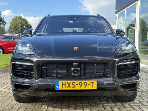 Porsche Cayenne 3.0 E-Hybrid Platinum Edition Sport uitlaat | Pano | Lucht | Trekhaak ActivLease financial lease