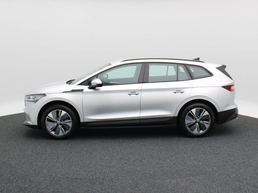 Skoda Enyaq iV 60 180 Pk | Stoelverwarming | Trekhaak | Navigatie | Cruise Control | CarPlay | Climatronic | Cam... ActivLease financial lease