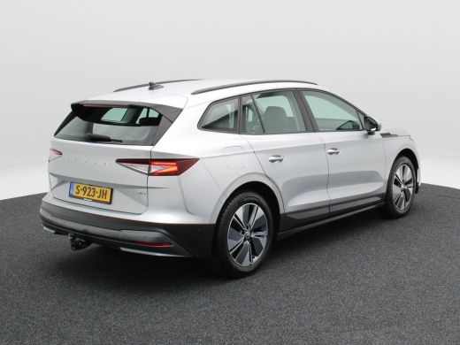 Skoda Enyaq iV 60 180 Pk | Stoelverwarming | Trekhaak | Navigatie | Cruise Control | CarPlay | Climatronic | Cam... ActivLease financial lease