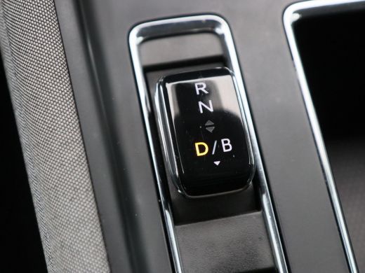 Skoda Enyaq iV 60 180 Pk | Stoelverwarming | Trekhaak | Navigatie | Cruise Control | CarPlay | Climatronic | Cam... ActivLease financial lease
