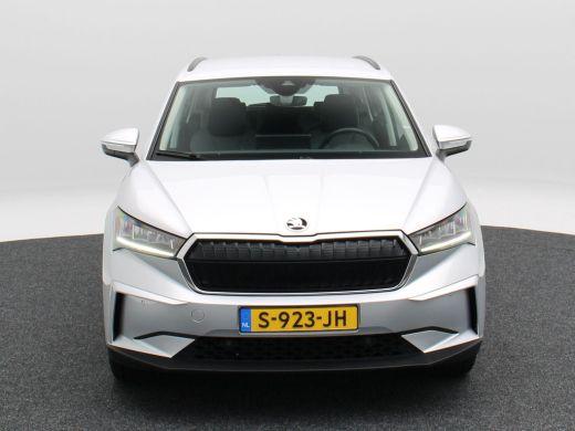 Skoda Enyaq iV 60 180 Pk | Stoelverwarming | Trekhaak | Navigatie | Cruise Control | CarPlay | Climatronic | Cam... ActivLease financial lease
