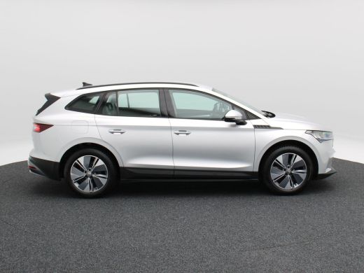 Skoda Enyaq iV 60 180 Pk | Stoelverwarming | Trekhaak | Navigatie | Cruise Control | CarPlay | Climatronic | Cam... ActivLease financial lease