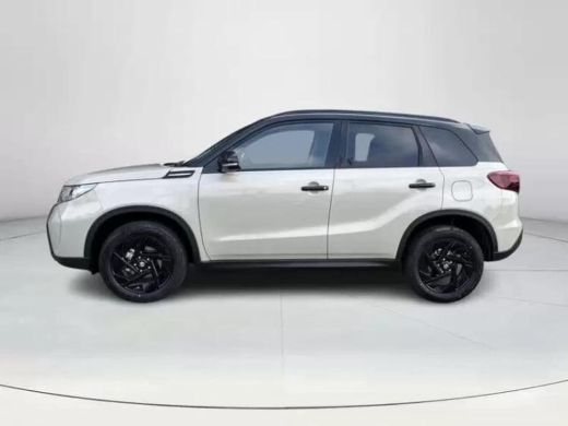 Suzuki Vitara 1.4 Boosterjet Smart Hybrid Special Edition **SAVANNA IVORY METALLIC/ PANARAMA DAK/ AUTOMAAT/ DIR... ActivLease financial lease