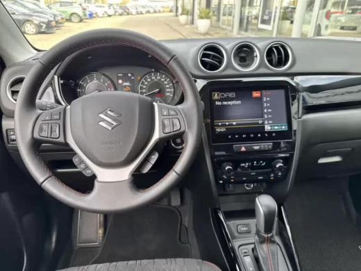 Suzuki Vitara 1.4 Boosterjet Smart Hybrid Special Edition **SAVANNA IVORY METALLIC/ PANARAMA DAK/ AUTOMAAT/ DIR... ActivLease financial lease