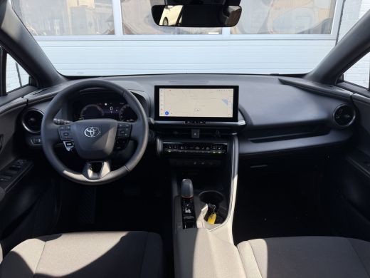 Toyota C-HR 1.8 Hybrid 140 Dynamic | ACC | CarPlay | Camera | Keyless | 18 inch ActivLease financial lease