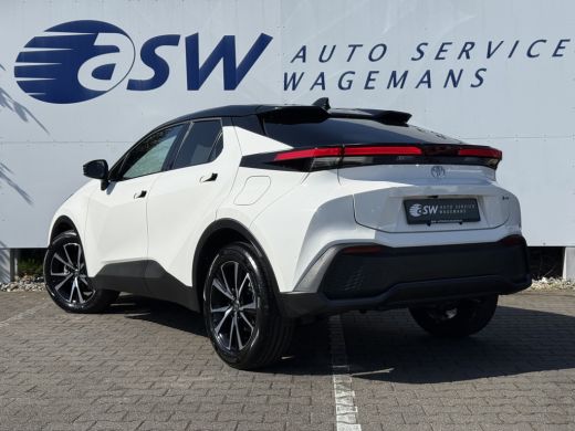 Toyota C-HR 1.8 Hybrid 140 Dynamic | ACC | CarPlay | Camera | Keyless | 18 inch ActivLease financial lease