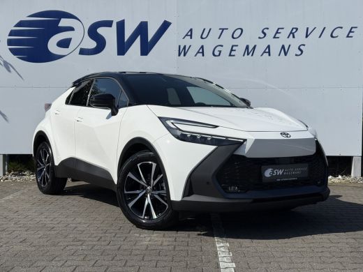 Toyota C-HR 1.8 Hybrid 140 Dynamic | ACC | CarPlay | Camera | Keyless | 18 inch ActivLease financial lease
