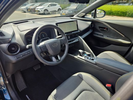 Toyota C-HR 2.0 Hybrid 200 Premi&egrave;re Edition 4WD ActivLease financial lease