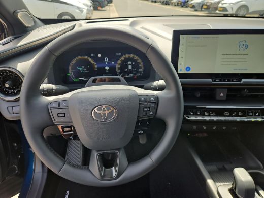 Toyota C-HR 2.0 Hybrid 200 Premi&egrave;re Edition 4WD ActivLease financial lease