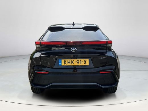 Toyota C-HR 2.0 Hybrid 200 Premi&egrave;re Edition 4WD ActivLease financial lease
