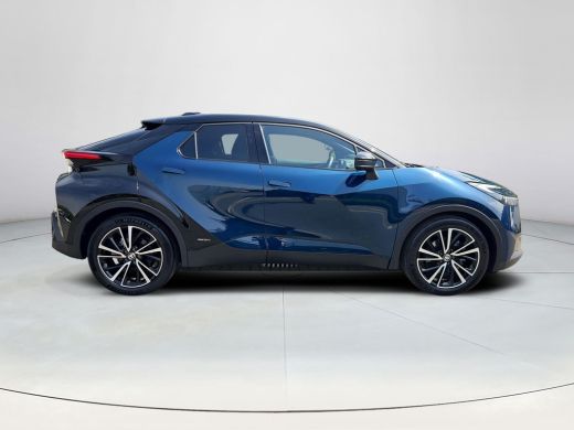 Toyota C-HR 2.0 Hybrid 200 Premi&egrave;re Edition 4WD ActivLease financial lease