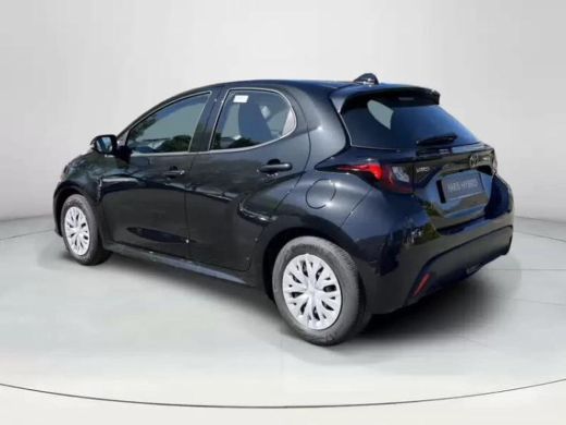 Toyota Yaris 1.5 Hybrid 115 Comfort **NIGHT SKY BLACK METALLIC/ NIEUWE AUTO/ DIRECT LEVERBAAR** ActivLease financial lease