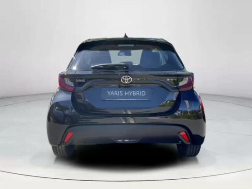 Toyota Yaris 1.5 Hybrid 115 Comfort **NIGHT SKY BLACK METALLIC/ NIEUWE AUTO/ DIRECT LEVERBAAR** ActivLease financial lease