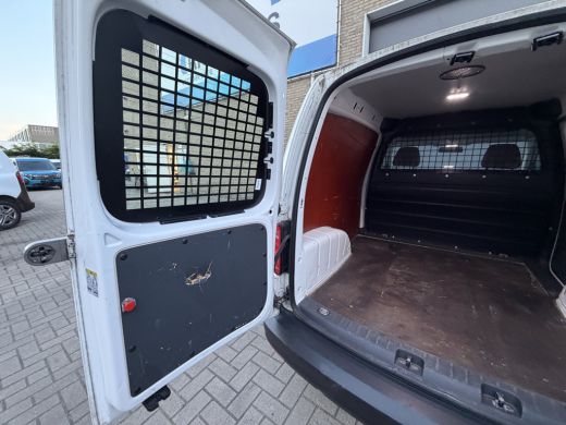 Volkswagen Caddy 2.0 TDI Euro 6 L1H1 BMT Trendline CarPlay/navigatie systeem ActivLease financial lease