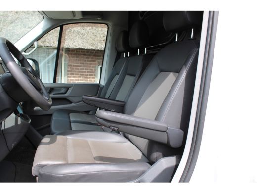 Volkswagen Crafter 35 2.0 TDI L3H3 Highline LED XENON CAMERA AUTOM LEER 147000KM!!! ActivLease financial lease