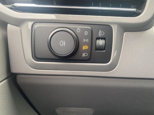 Volkswagen e-Transporter 32 L1H1 64 kWh | Side Assist | ACC | Achterdeuren | A.cam | LED ActivLease financial lease