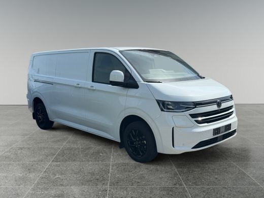 Volkswagen e-Transporter L2H1 64kWh 218pk Bulli | Adaptive cruise control | 360 graden camera | Matrix-LED ActivLease financial lease