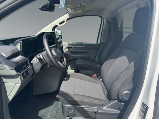 Volkswagen e-Transporter L2H1 64kWh 218pk Bulli | Adaptive cruise control | 360 graden camera | Matrix-LED ActivLease financial lease