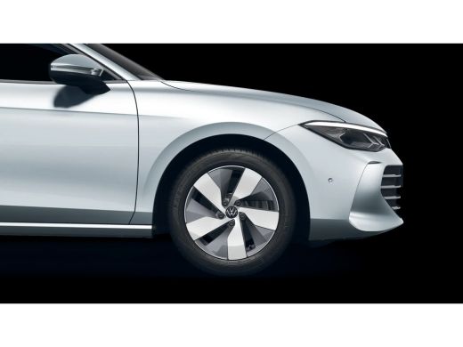 Volkswagen Passat Variant 1.5 eHybrid Business | Trekhaak | LED | A.cam | Side assist | ACC | ActivLease financial lease