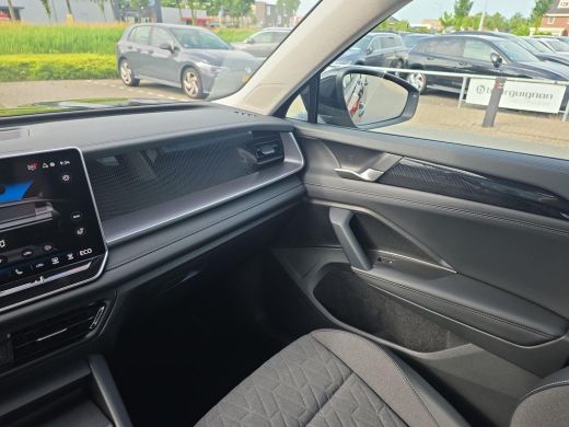 Volkswagen Tayron 1.5 eHybrid Life | PHEV | 204Pk | Trekhaak | Stoelverwarming | LED | ActivLease financial lease