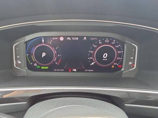 Volkswagen Tiguan 1.4 TSI eHybrid R-Line | PHEV | 245Pk| 360 cam | Pano | Black Style | HUD | IQ Light | ActivLease financial lease