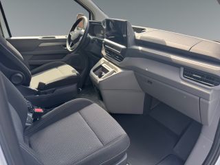 Volkswagen e-Transporter L2H1 64kWh 218pk Bulli | Adaptive cruise control | 360 graden camera | Matrix-LED