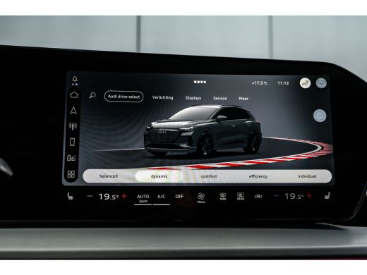 Audi Q4 e-tron S edition | Achterklep, automatisch bedienbaar | Achteruitrijcamera | Adaptive cruise control ActivLease financial lease