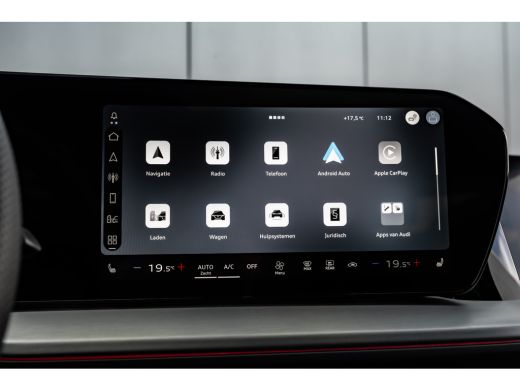 Audi Q4 e-tron S edition | Achterklep, automatisch bedienbaar | Achteruitrijcamera | Adaptive cruise control ActivLease financial lease