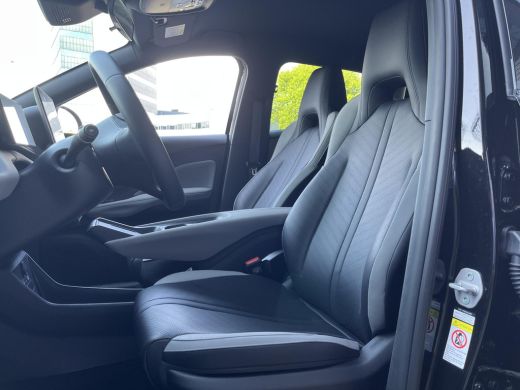 BYD DOLPHIN SURF Comfort 43 kWh | Demo | Rijklaaprijs! ActivLease financial lease