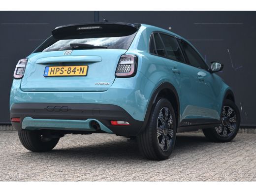 Fiat 600 1.2 Hybrid Urban 110pk | Pack Style + Winter + Comfort | Navigatie | Stoelverwarming | Voorruitve... ActivLease financial lease