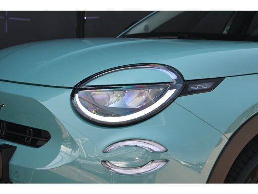 Fiat 600 1.2 Hybrid Urban 110pk | Pack Style + Winter + Comfort | Navigatie | Stoelverwarming | Voorruitve... ActivLease financial lease
