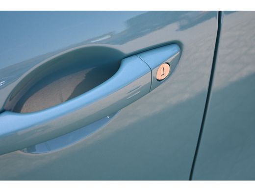 Fiat 600 1.2 Hybrid Urban 110pk | Pack Style + Winter + Comfort | Navigatie | Stoelverwarming | Voorruitve... ActivLease financial lease