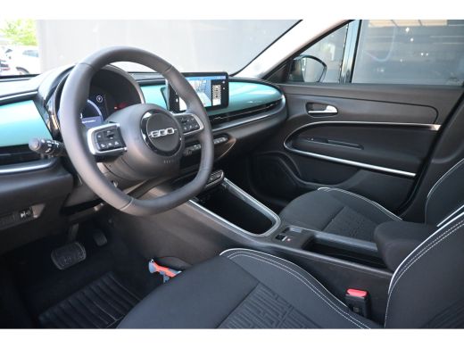 Fiat 600 1.2 Hybrid Urban 110pk | Pack Style + Winter + Comfort | Navigatie | Stoelverwarming | Voorruitve... ActivLease financial lease