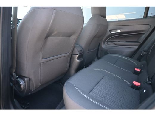 Fiat 600 1.2 Hybrid Urban 110pk | Pack Style + Winter + Comfort | Navigatie | Stoelverwarming | Voorruitve... ActivLease financial lease