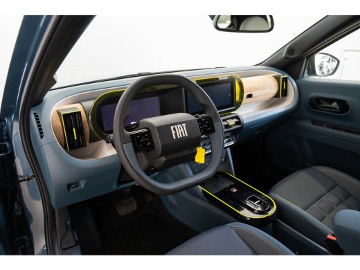 Fiat Grande Panda La Prima 44 kWh | Tot 8 Jaar Garantie | Stoel & Stuurverwarming | Camera | Parkeersensoren | Navi... ActivLease financial lease