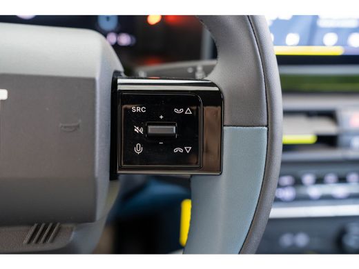 Fiat Grande Panda La Prima 44 kWh | Tot 8 Jaar Garantie | Stoel & Stuurverwarming | Camera | Parkeersensoren | Navi... ActivLease financial lease