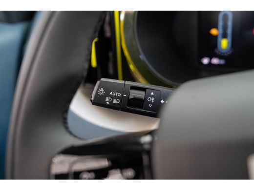 Fiat Grande Panda La Prima 44 kWh | Tot 8 Jaar Garantie | Stoel & Stuurverwarming | Camera | Parkeersensoren | Navi... ActivLease financial lease