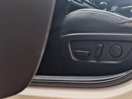 Mazda CX-30 2.0 e-SkyActiv-X M Hybrid Luxury | Apple Carplay/Android Auto | elektrische achterklep | Stoel/st... ActivLease financial lease