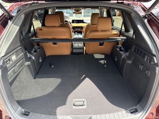 Mazda CX-80 2.5 e-SkyActiv PHEV Homura Business Edition 6p. | Captain seats | Tan leather | BOSE Audio | 360 ... ActivLease financial lease
