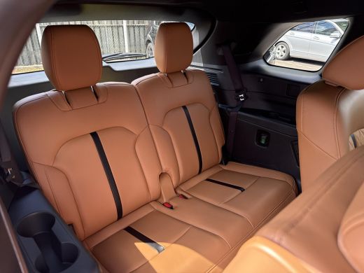 Mazda CX-80 2.5 e-SkyActiv PHEV Homura Business Edition 6p. | Captain seats | Tan leather | BOSE Audio | 360 ... ActivLease financial lease